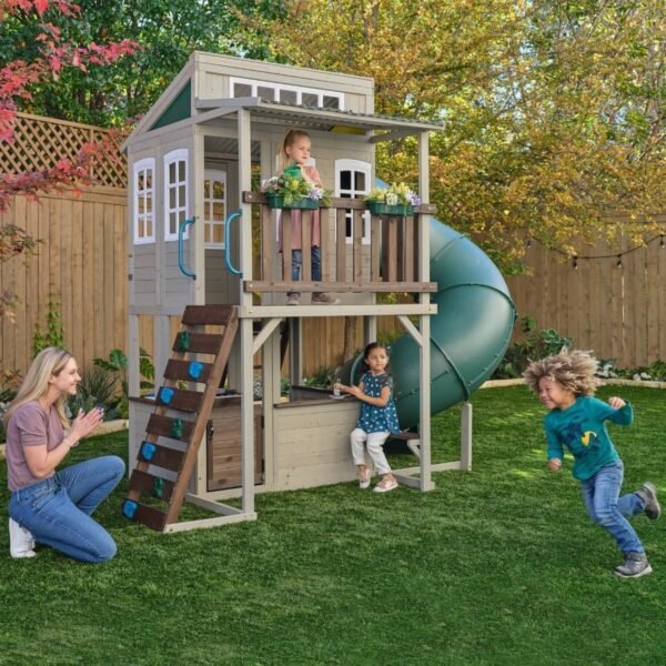 Cozy Escape Playhouse – Installation Available